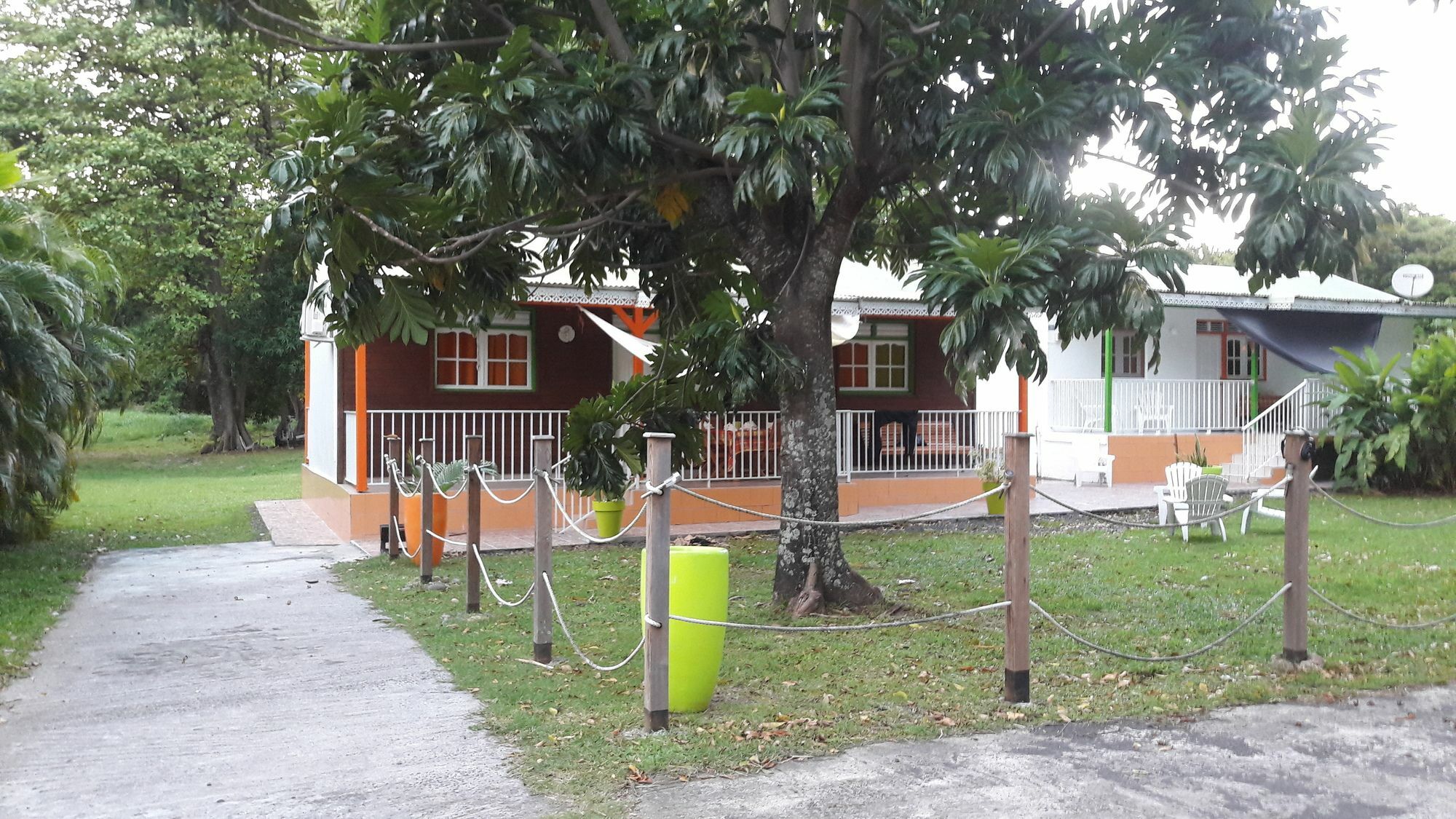 Bungalow Papaye Pointe-Noire Ngoại thất bức ảnh