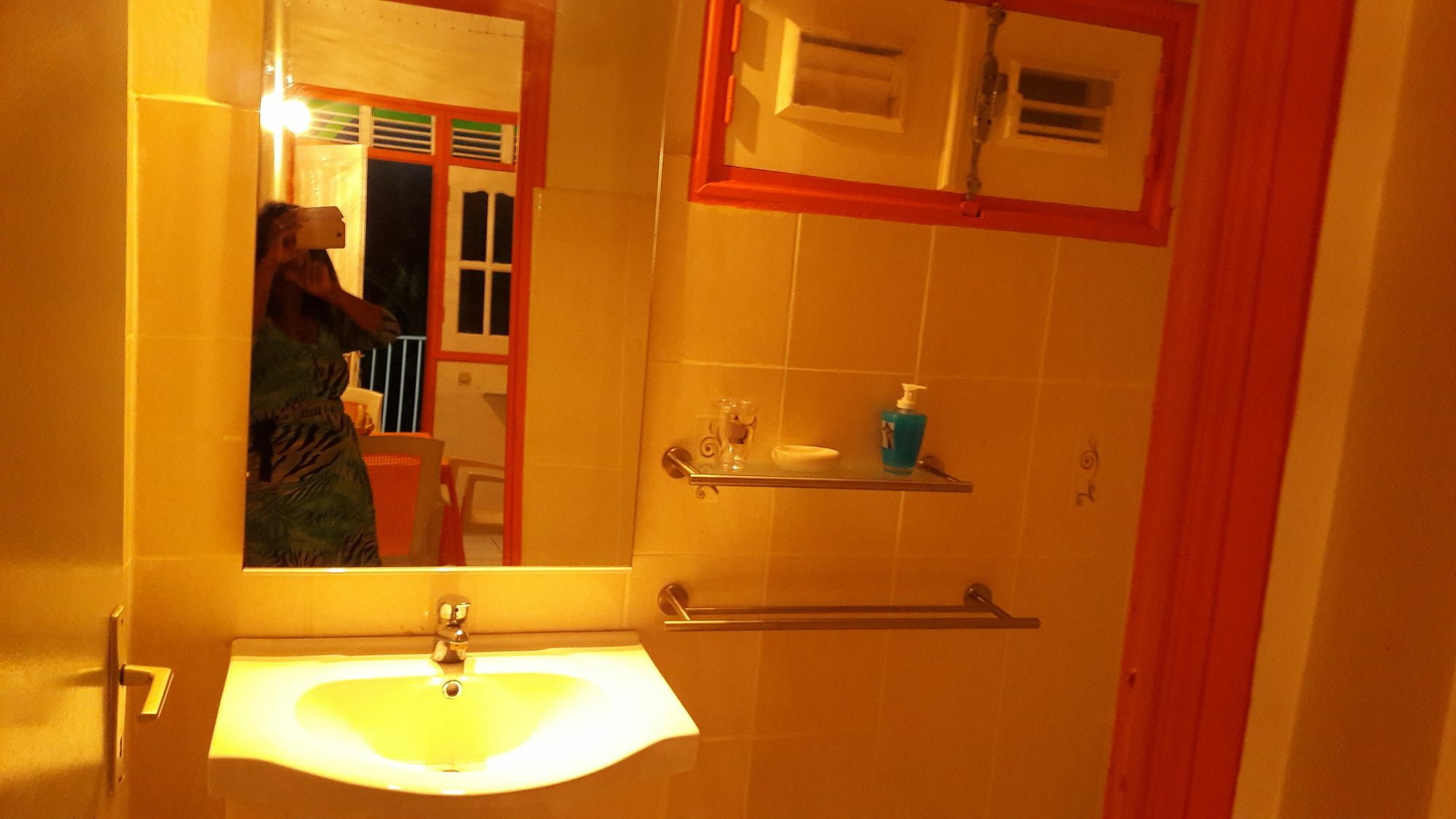 Bungalow Papaye Pointe-Noire Ngoại thất bức ảnh